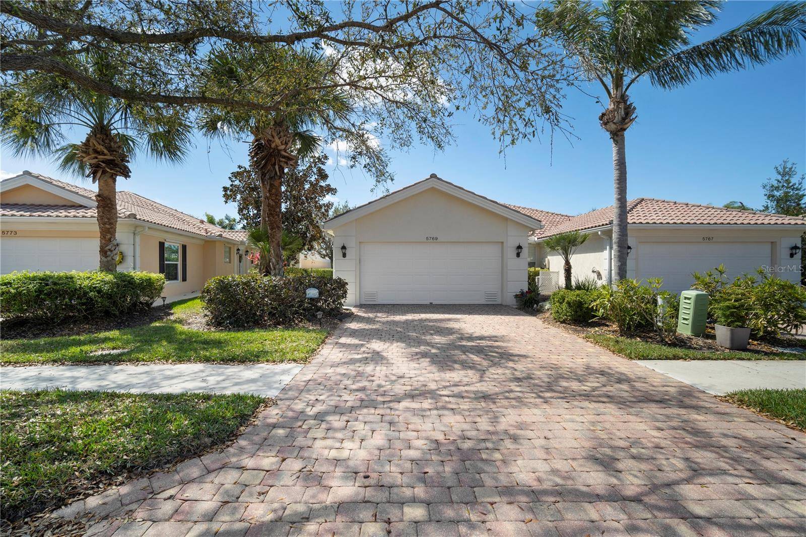 5769 IVREA DR, Sarasota, FL 34238