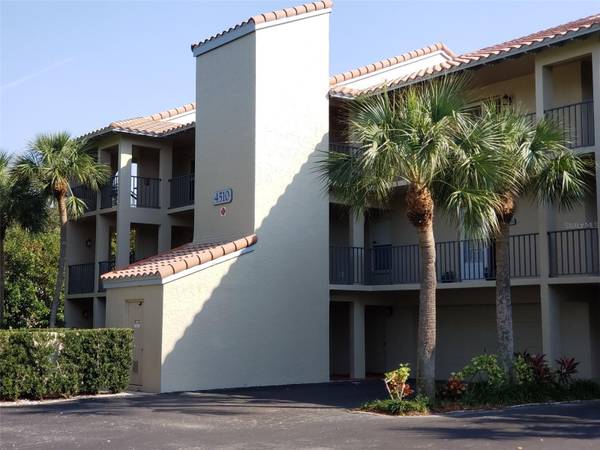 4510 EL CONQUISTADOR Pkwy #207, Bradenton, FL 34210