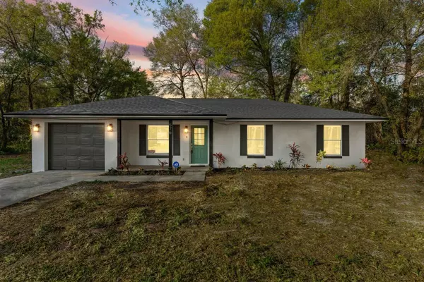 576 W NEW YORK AVE, Lake Helen, FL 32744