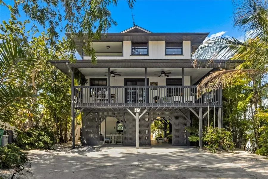 206 PALMETTO AVE, Anna Maria, FL 34216