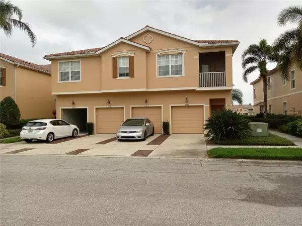 Sarasota, FL 34243,3674 PARKRIDGE CIR #27-203