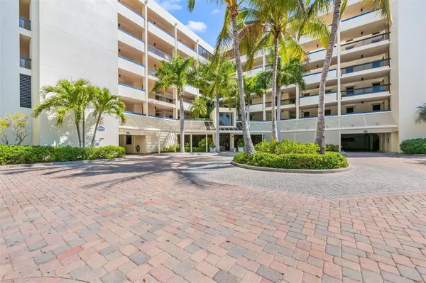 Longboat Key, FL 34228,2020 HARBOURSIDE DR #423