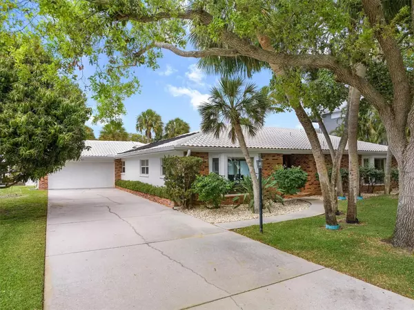 Longboat Key, FL 34228,621 BUTTONWOOD DR