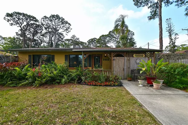 2402 ASPINWALL ST,  Sarasota,  FL 34237