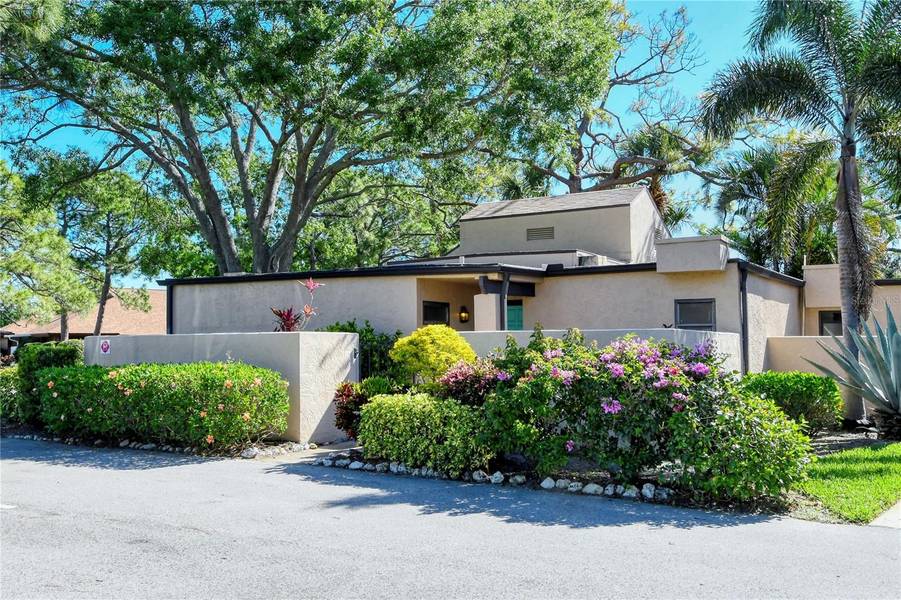 5201 MYRTLE WOOD #1, Sarasota, FL 34235