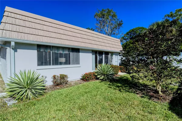 Sarasota, FL 34231,2561 RIVERBLUFF Pkwy #167