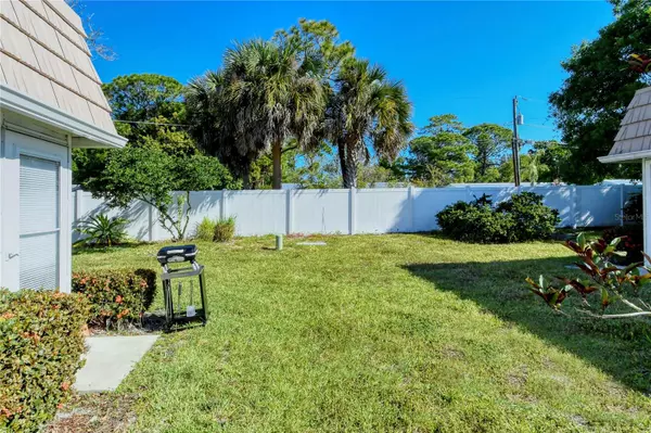 Sarasota, FL 34231,2561 RIVERBLUFF Pkwy #167