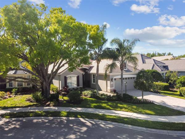 7422 LAKE FOREST GLN, Lakewood Ranch, FL 34202