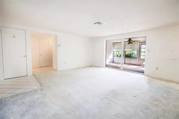 Sarasota, FL 34239,2143 CLEMATIS PL