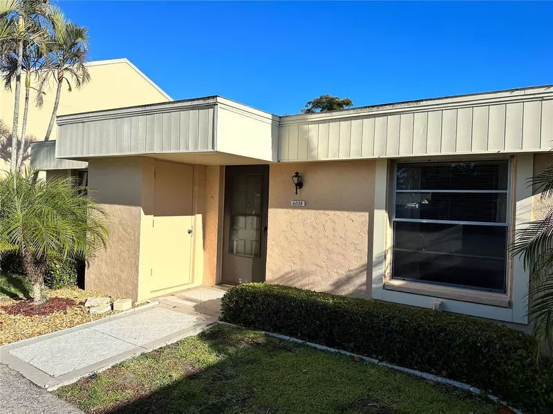 6038 7TH AVE W #6038, Bradenton, FL 34209