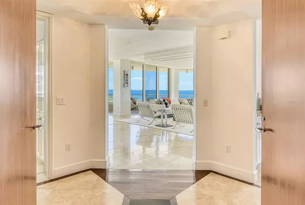 Longboat Key, FL 34228,3030 GRAND BAY BLVD #321