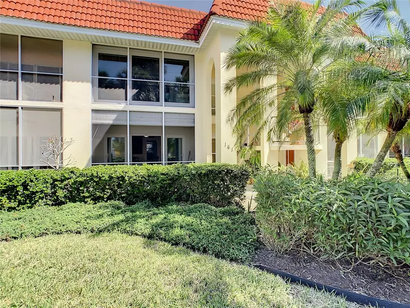 141 AVENIDA MESSINA #1, Sarasota, FL 34242