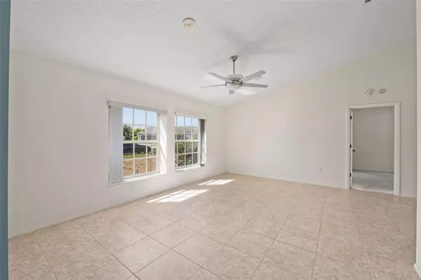 Sarasota, FL 34235,4637 HAMLETS GROVE DR