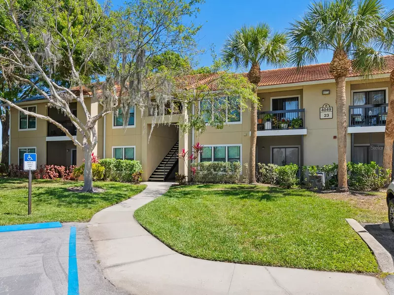 4049 CROCKERS LAKE BLVD #15, Sarasota, FL 34238