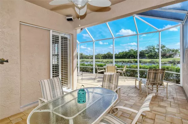 Sarasota, FL 34238,9447 FOREST HILLS CIR