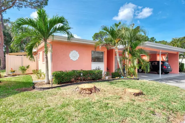 Sarasota, FL 34231,6288 GREEN VIEW CIR #118