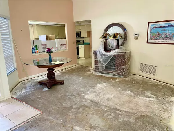 Sarasota, FL 34238,3862 WILSHIRE CIR W #107