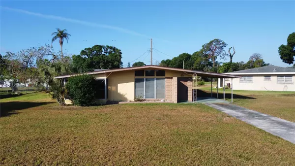 3450 DUDLEY ST, Sarasota, FL 34235