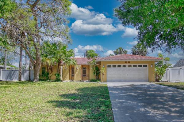 3931 CALLIANDRA DR, Sarasota, FL 34232