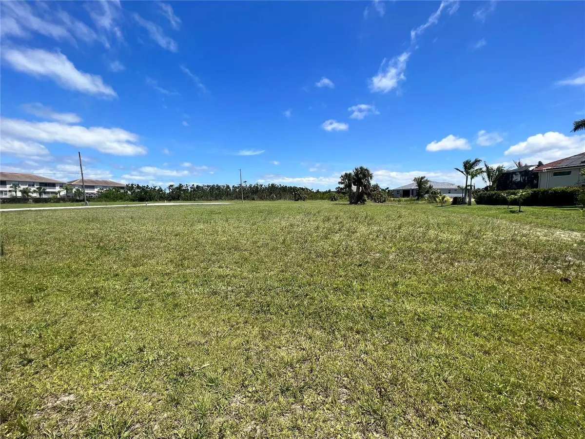 Punta Gorda, FL 33955,17456 BELIE WAY