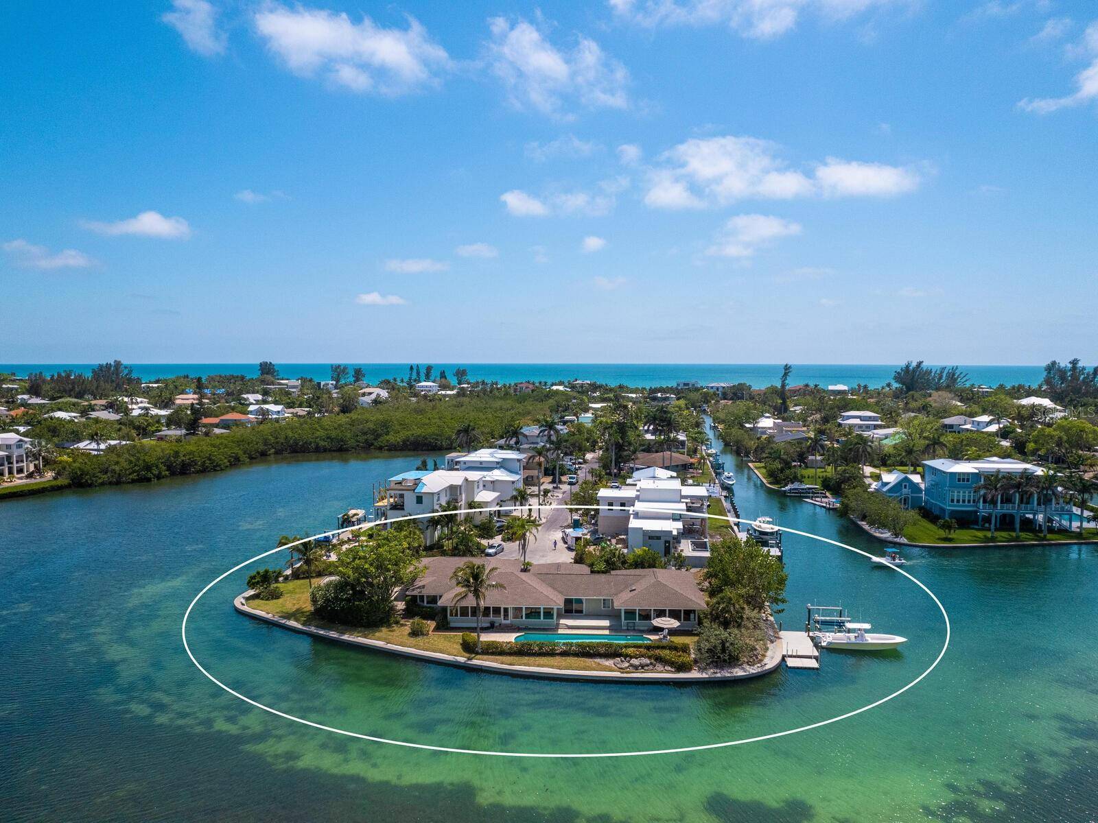 648 BAYVIEW DR,  Longboat Key,  FL 34228