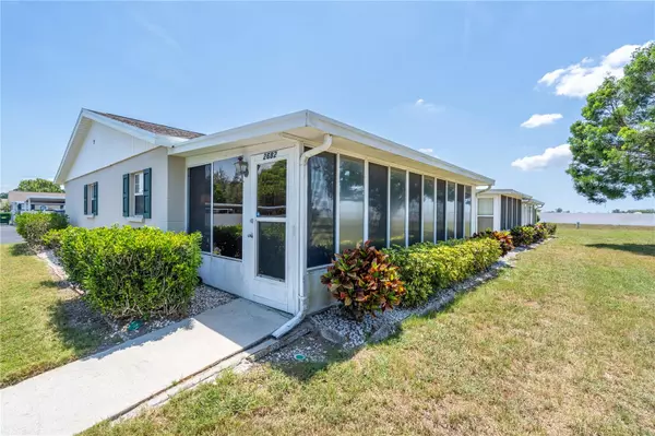 Sarasota, FL 34234,2682 GOLF COURSE DR #216