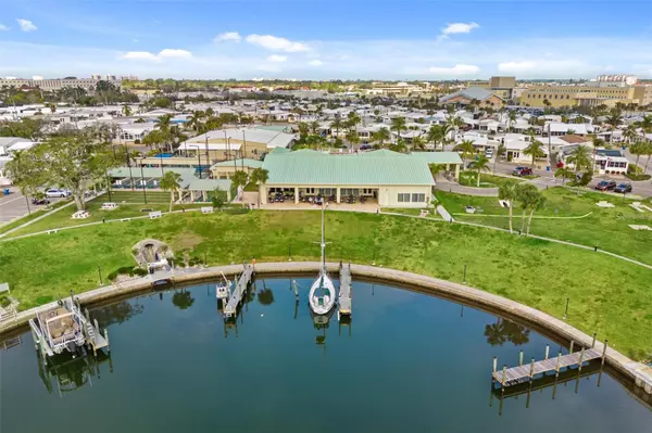 Venice, FL 34285,603 S WATERWAY