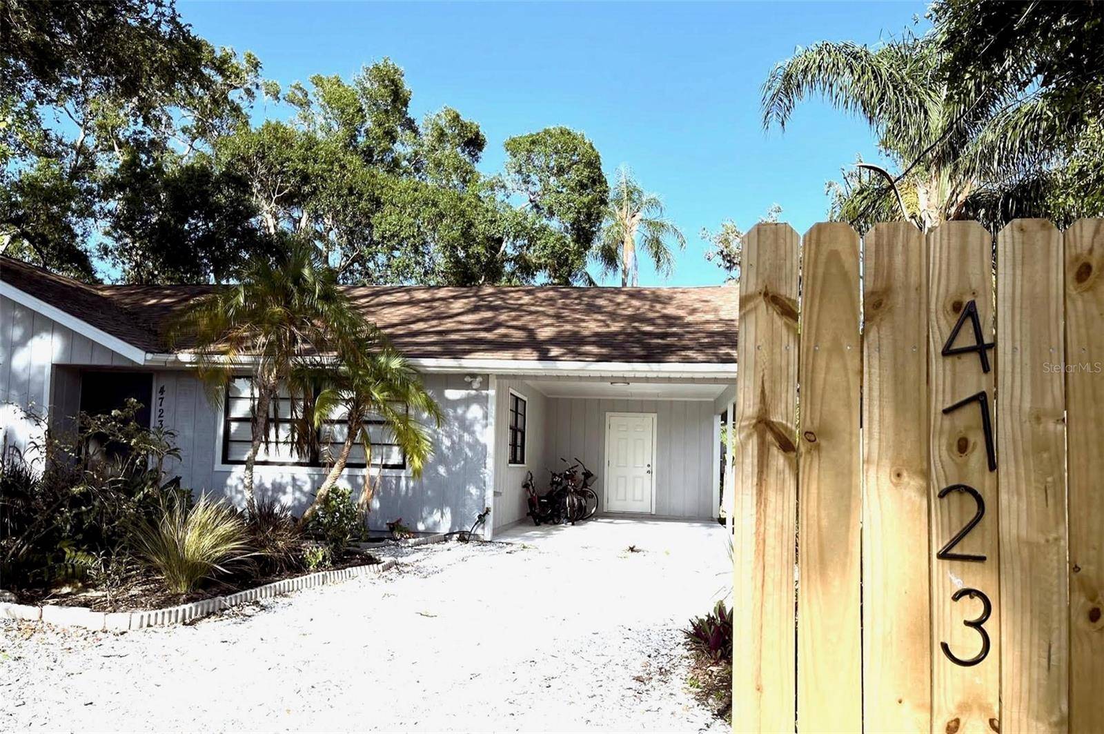4723 WOODWARD PL, Sarasota, FL 34233