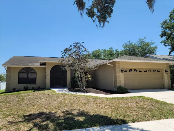 2522 WOOD OAK DR, Sarasota, FL 34232