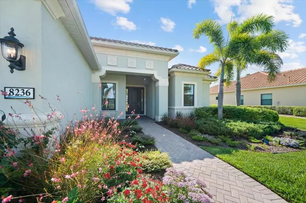 Sarasota, FL 34241,8236 LARKSPUR CIR