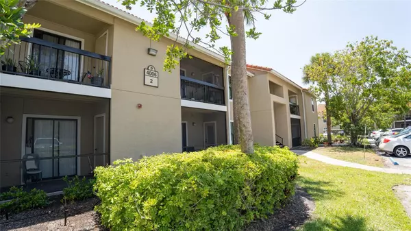 4006 CROCKERS LAKE BLVD #16, Sarasota, FL 34238