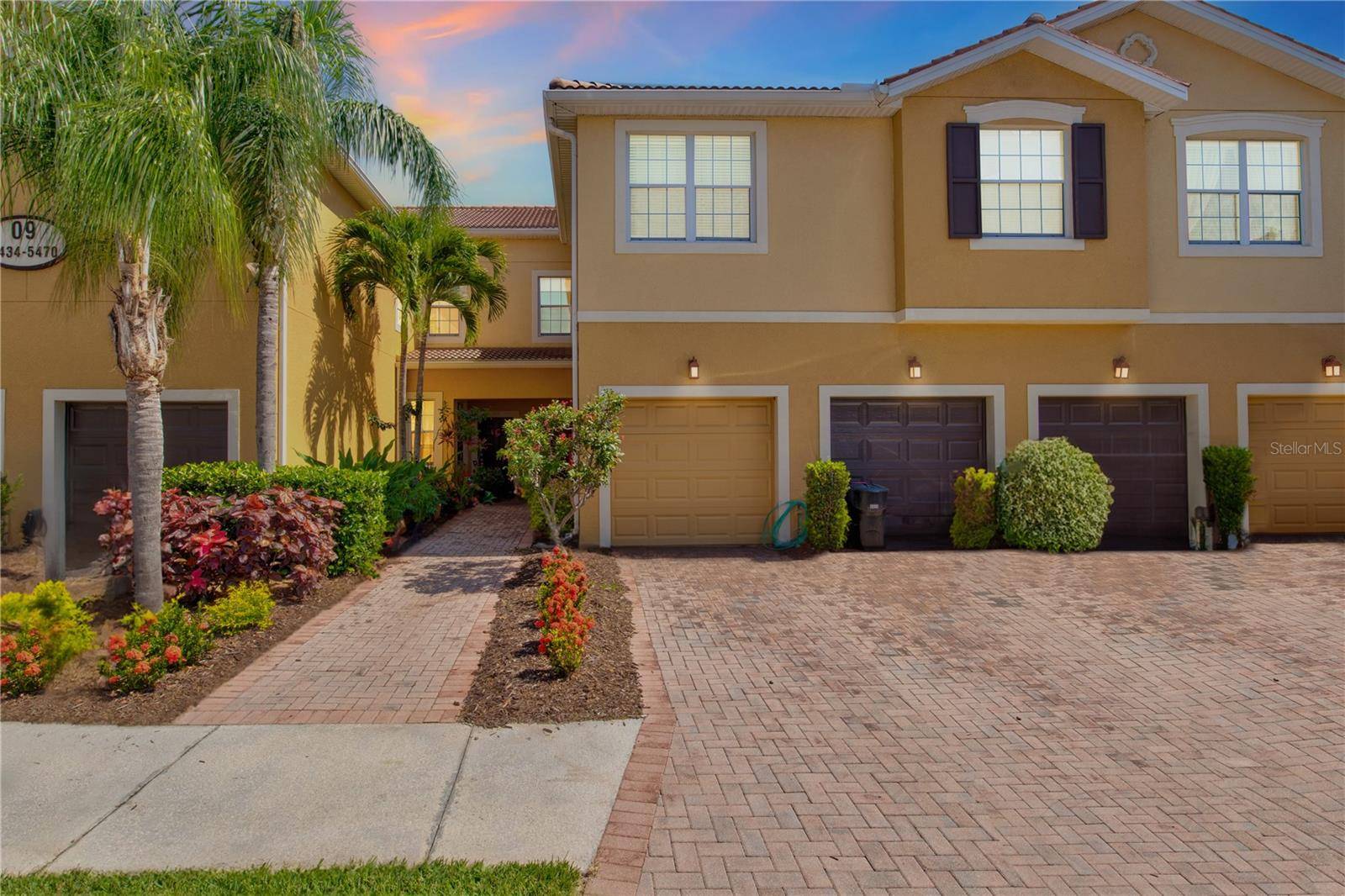 5458 SOAPSTONE PL #9-105, Sarasota, FL 34233
