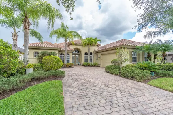 8764 HIDEAWAY HARBOR CT,  Naples,  FL 34120