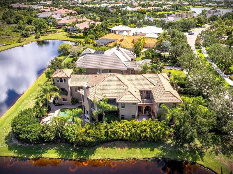 15809 CLEARLAKE AVE, Lakewood Ranch, FL 34202