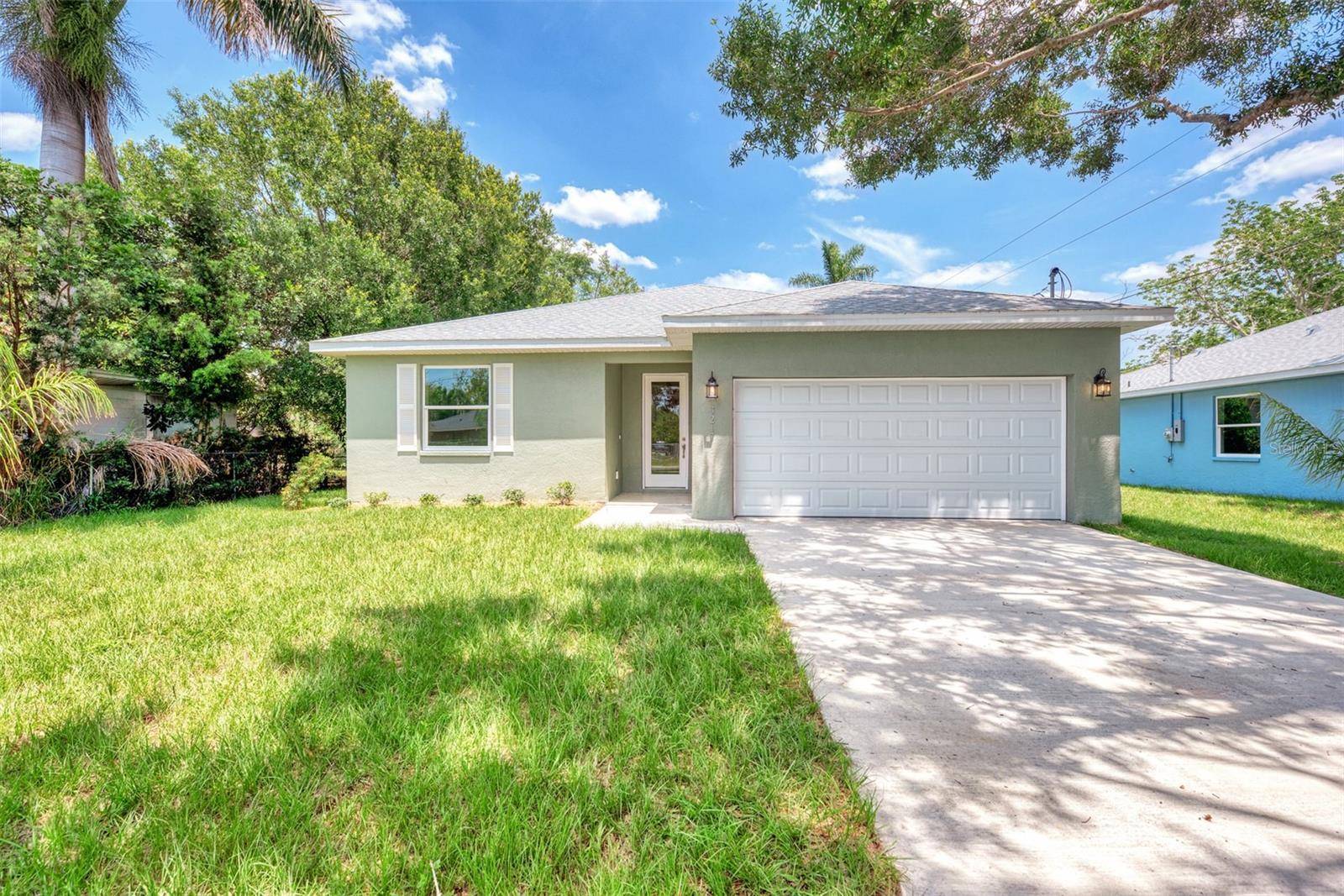 3217 3RD ST E, Bradenton, FL 34208