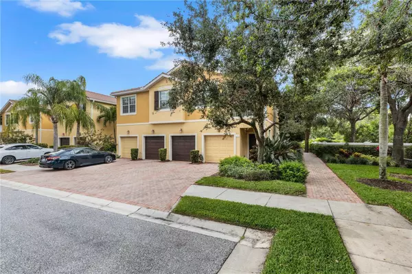 8034 MOONSTONE DR #1-106, Sarasota, FL 34233