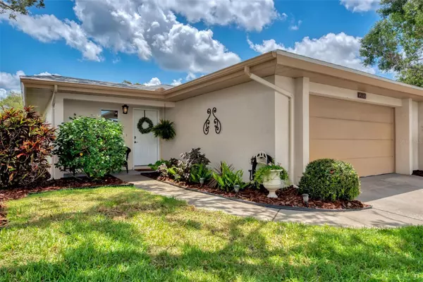 4335 BOWLING GREEN CIR #20, Sarasota, FL 34233