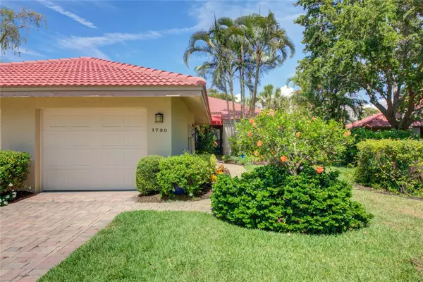 Sarasota, FL 34231,1730 KESTRAL PARK WAY S #44