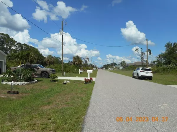 Rotonda West, FL 33947,188 BAYTREE DR