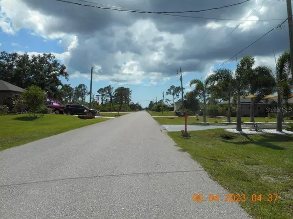 Rotonda West, FL 33947,188 BAYTREE DR