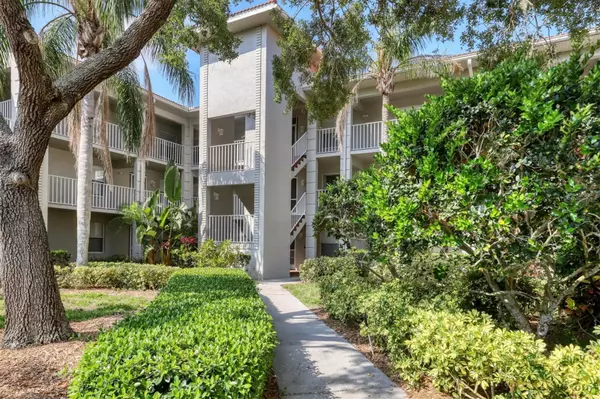 Sarasota, FL 34238,9330 CLUBSIDE CIR #3303