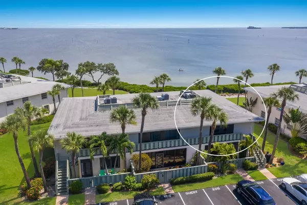 Holmes Beach, FL 34217,600 MANATEE AVE #204