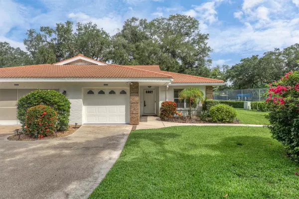 5512 GARDEN LAKES MAJESTIC, Bradenton, FL 34203