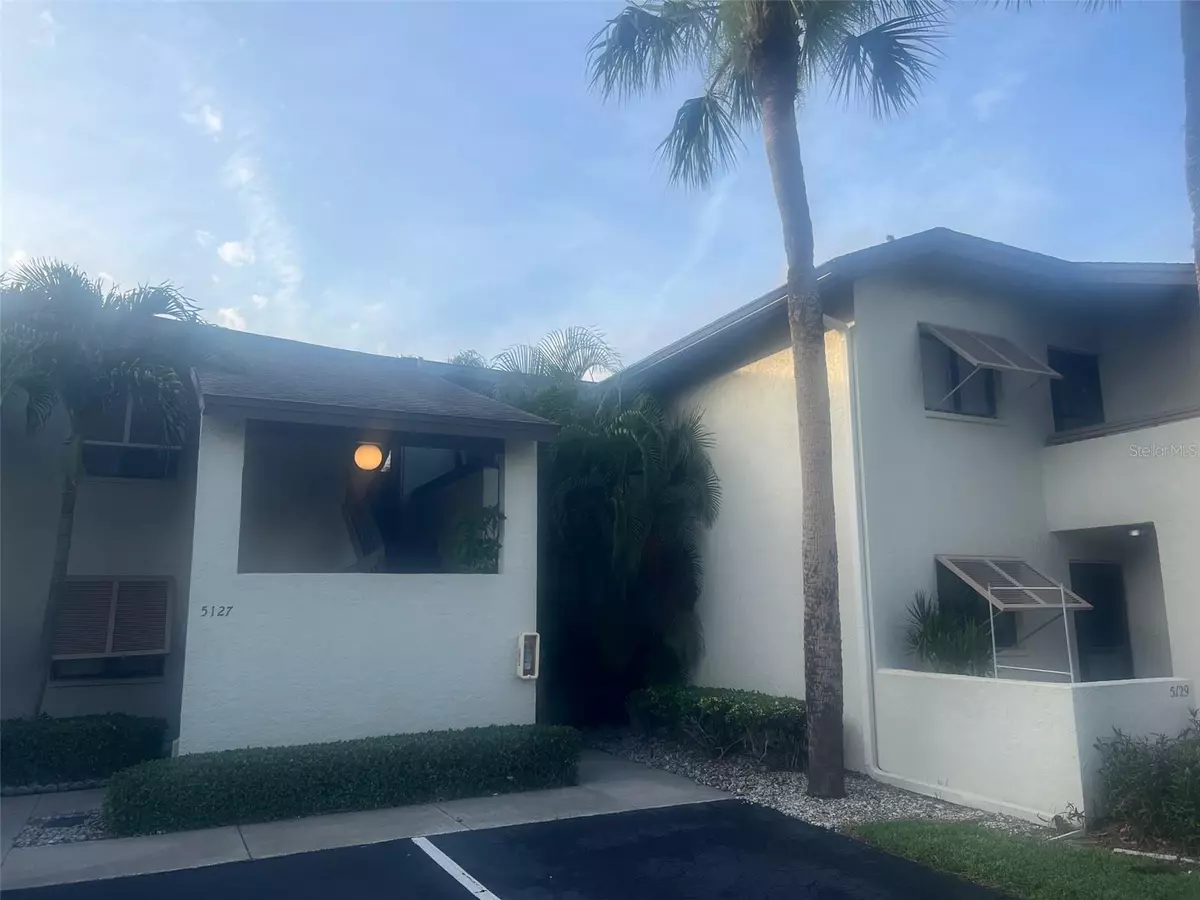 Sarasota, FL 34235,5125 WILLOW LINKS #7