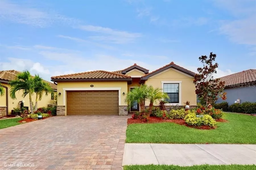 12501 CINQUETERRE DR, Venice, FL 34293