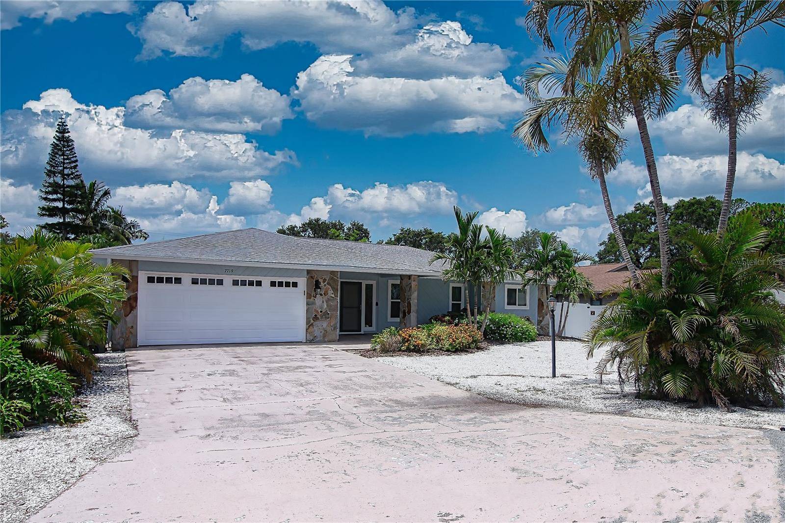 7719 25TH AVE W,  Bradenton,  FL 34209