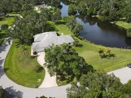 Sarasota, FL 34243,6034 RAVENWOOD DR