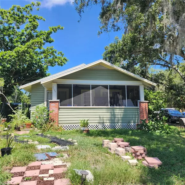 4028 MIDLAND RD, Sarasota, FL 34231