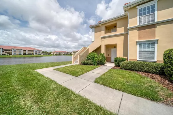 Sarasota, FL 34237,1005 VILLAGIO CIR #205