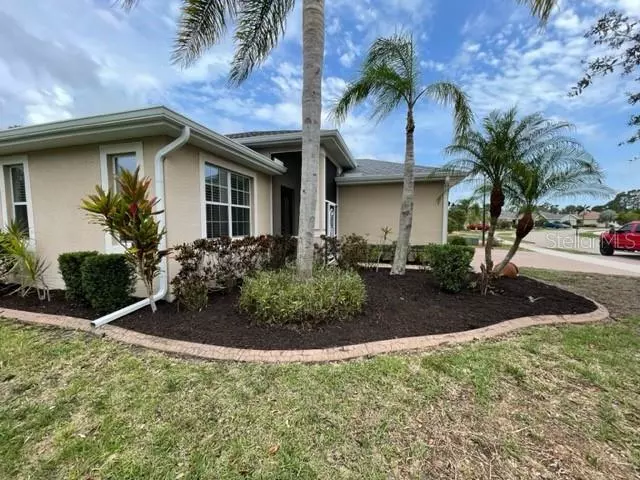 5435 LAYTON DR, Venice, FL 34293